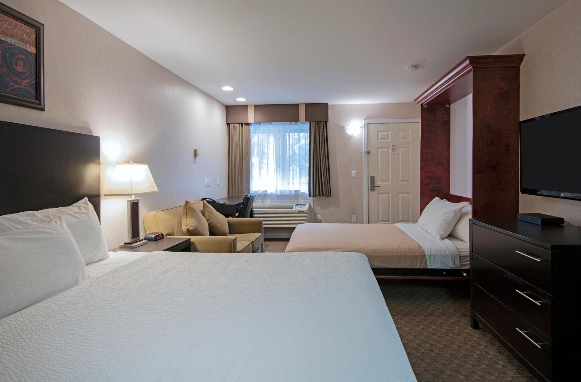 Travelodge By Wyndham Kamloops Mountview Zewnętrze zdjęcie