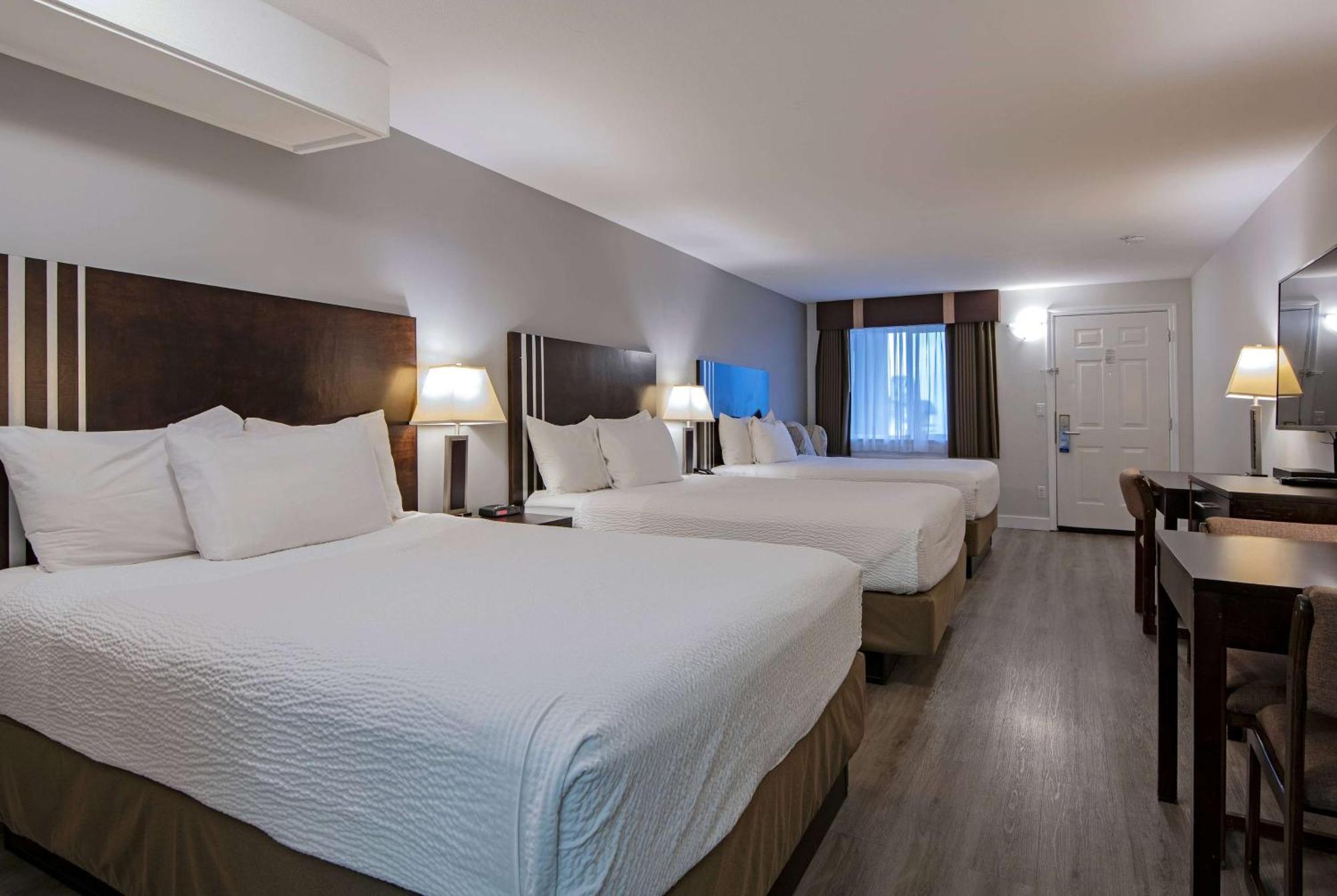 Travelodge By Wyndham Kamloops Mountview Zewnętrze zdjęcie