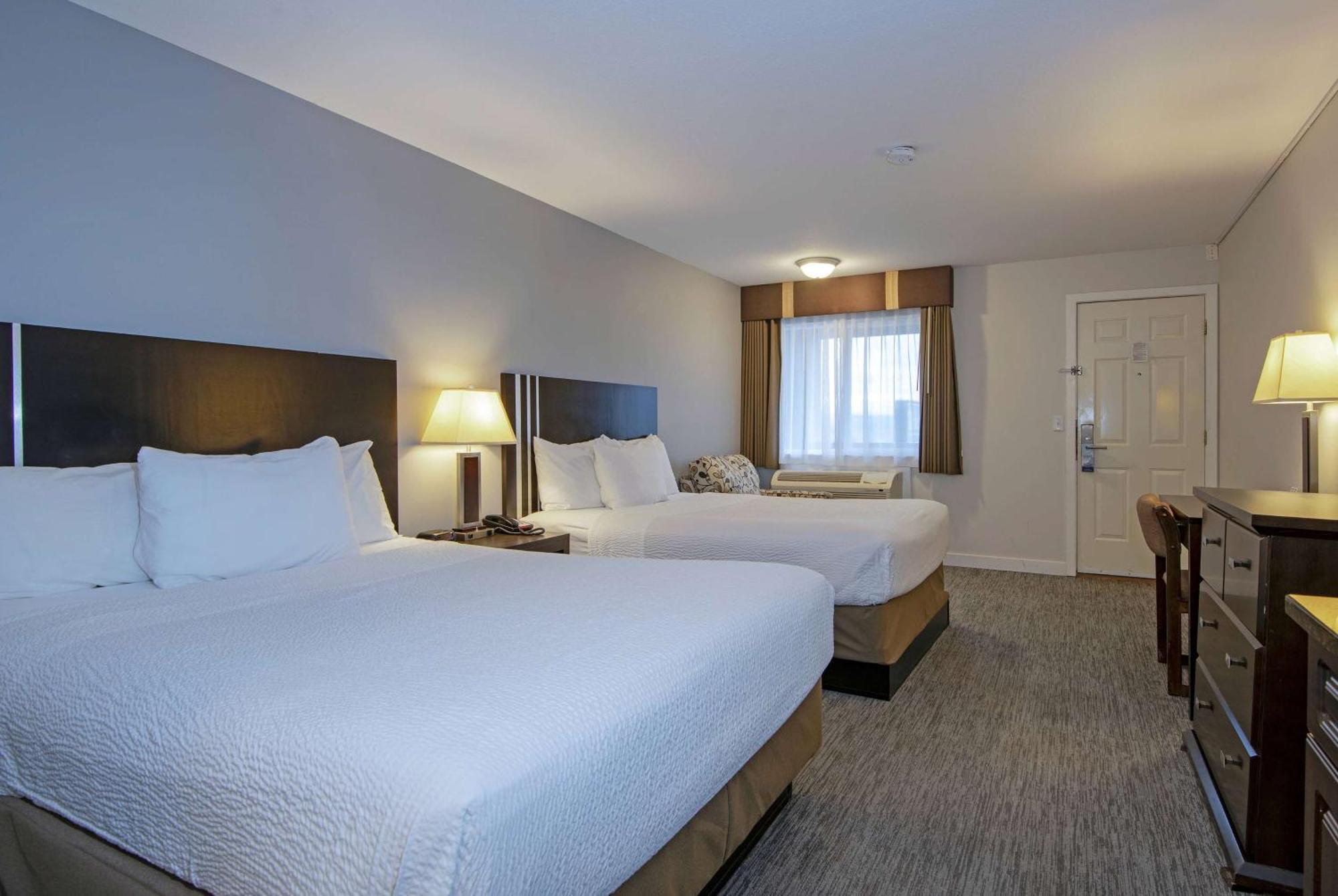 Travelodge By Wyndham Kamloops Mountview Zewnętrze zdjęcie